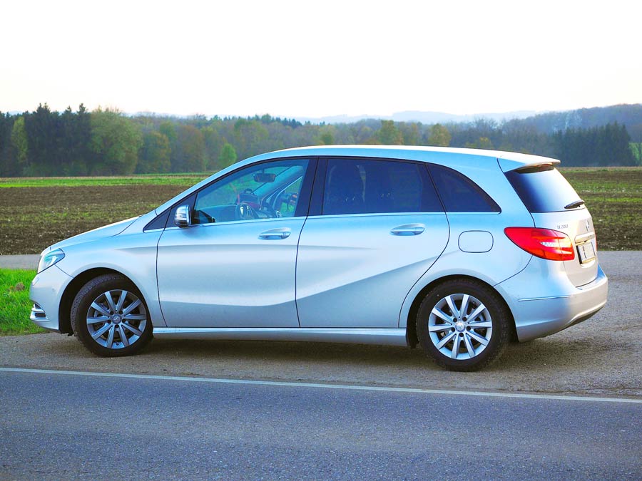 Wallbox, Ladekabel, Mobiles Ladegerät und Ladestation passend für den Mercedes B 250 e