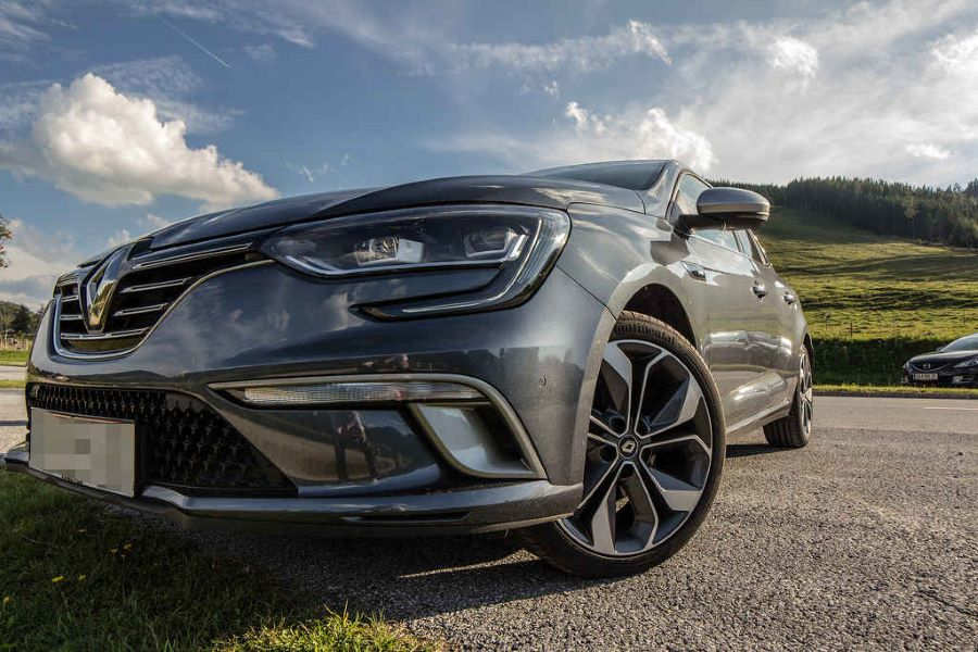 Wallbox, Ladekabel, Mobiles Ladegerät und Ladestation passend für den Renault Mégane Grandtour E-Tech Plug-in Hybrid